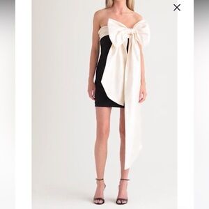 Jana Giant Bow Strapless Mini Cocktail Dress